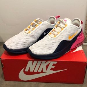 Nike Air Max Motion 2